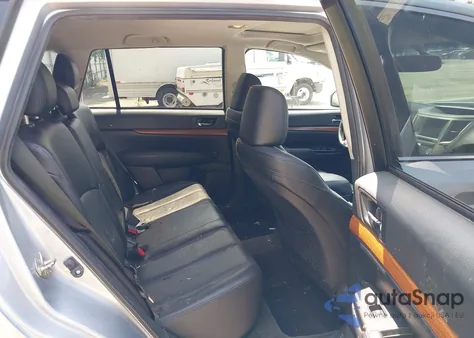 2013 Subaru Outback 3.6R Limited из США, поврежденный, VIN 4S4BRDLC8D2320006